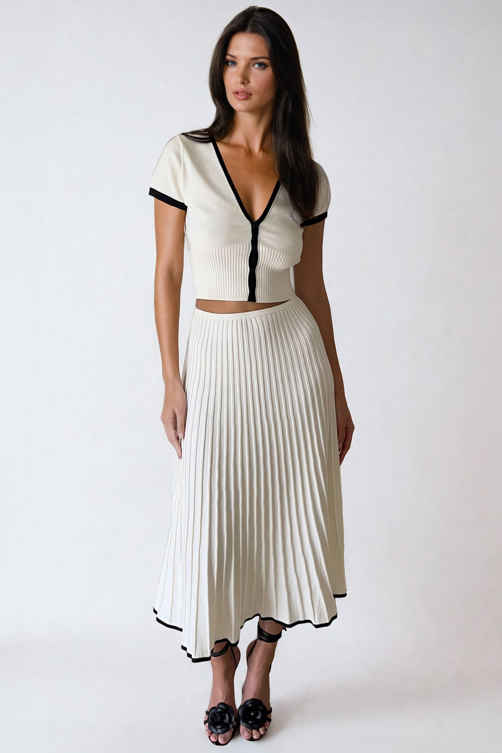 Two-Piece Set with Cropped Top and Pleated Skirt - White