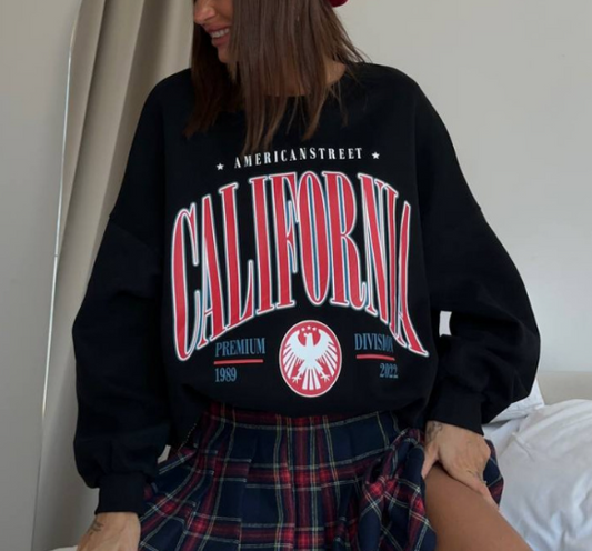 "California" Print Oversized Sweatshirt - Black
