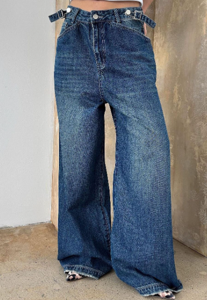 Distressed Wide-Leg Jeans with Back Cutout Detailing - Blue