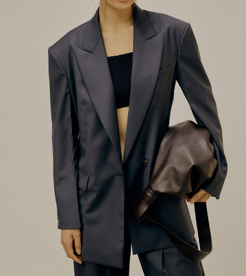 Oversized Structured Blazer with Notch Lapels - Navy Blue