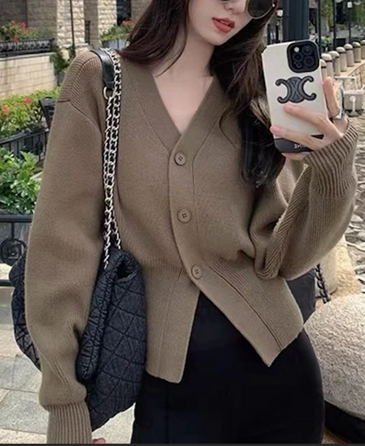 V-Neck Ribbed Cardigan Sweater - Brown